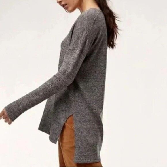 Aritzia Babaton Erin Sweater Charcoal Gray Minimalist Medium Wool Linen Pullover - Picture 2 of 8